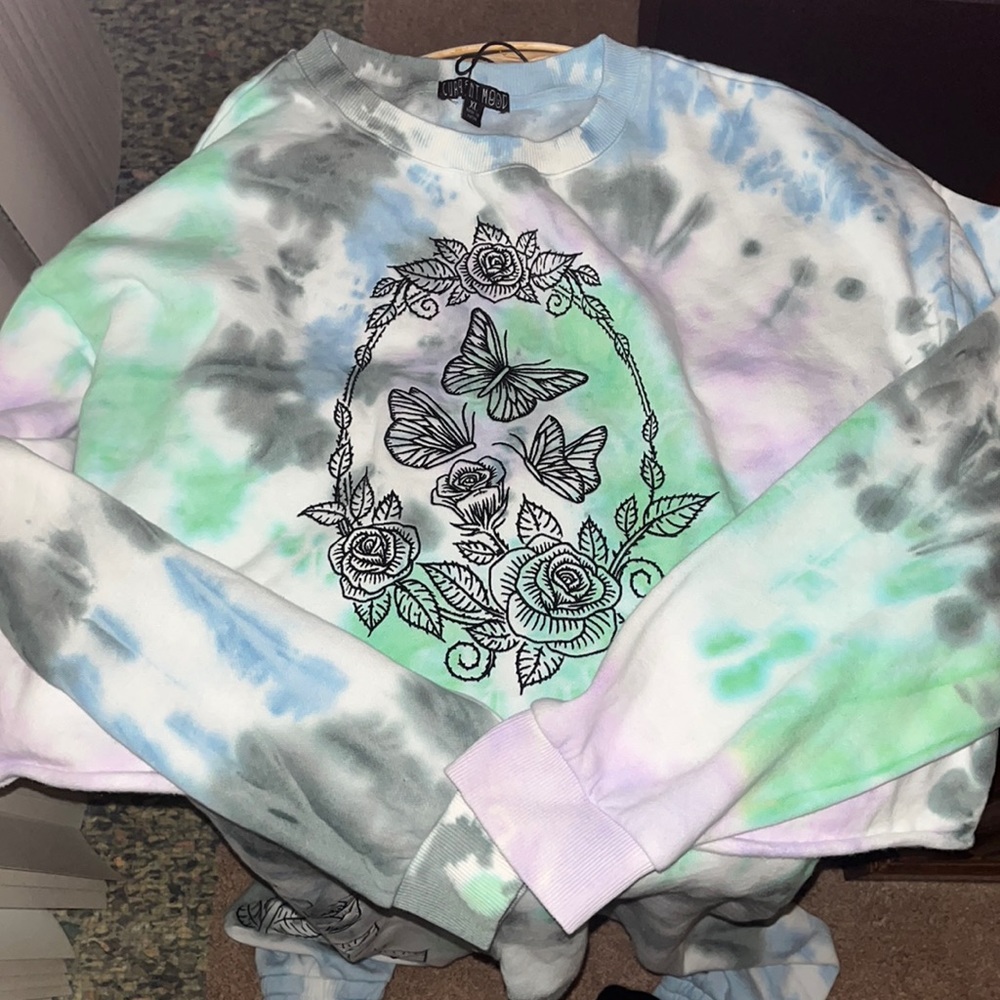 NWT Matching Dolls Kill sweatshirt and jogger sweatpants set